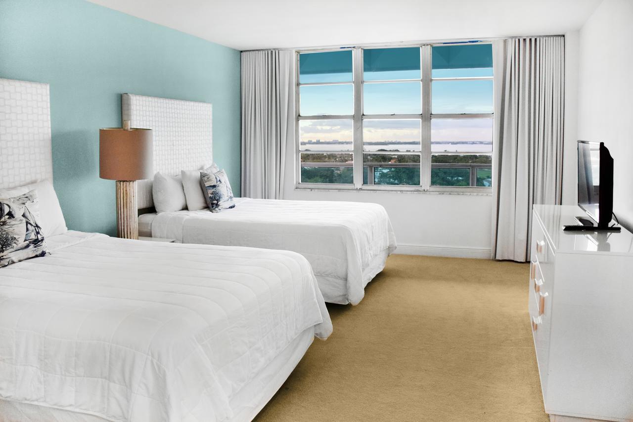 Oceanfront Contemporary Suites Маями Бийч Екстериор снимка