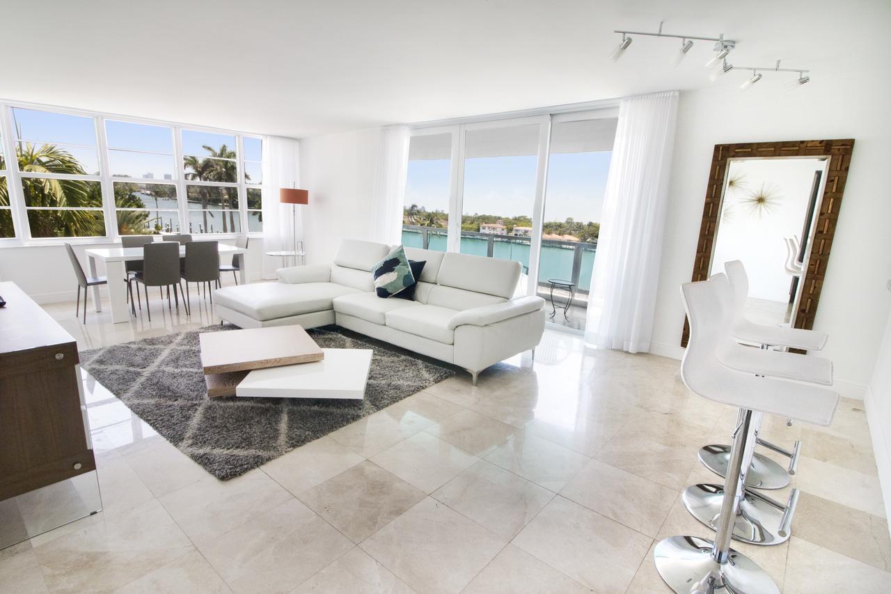 Oceanfront Contemporary Suites Маями Бийч Екстериор снимка